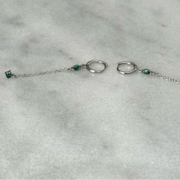 Sterling Silver Green Crystal Teardrop Chain Dangle Huggie Hoop
Earrings New - Picture 5 of 5